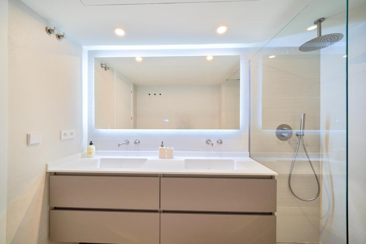 Sea Suite Beachfront Марбелья Экстерьер фото