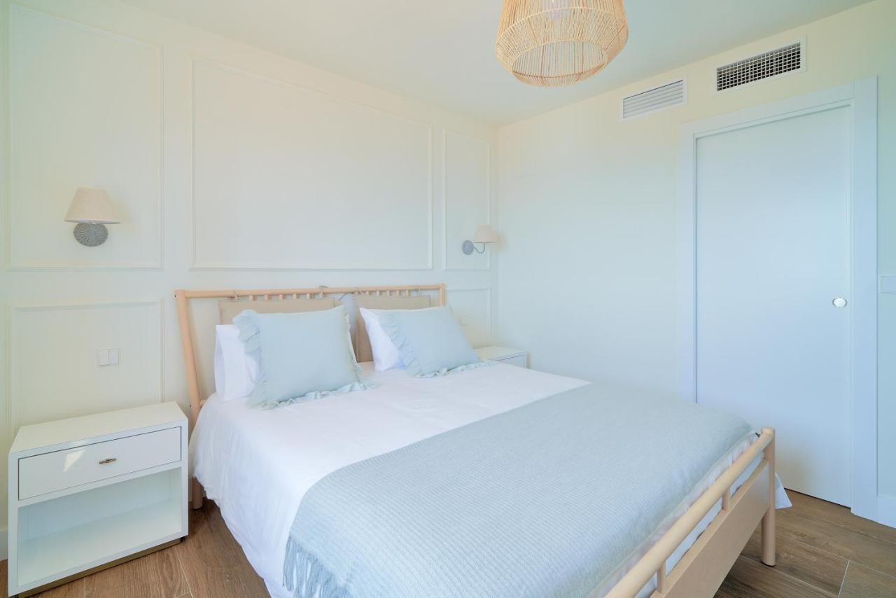 Sea Suite Beachfront Марбелья Экстерьер фото
